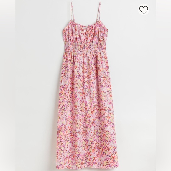 H&M Dresses & Skirts - H&M smocked cotton dress - adjustable straps